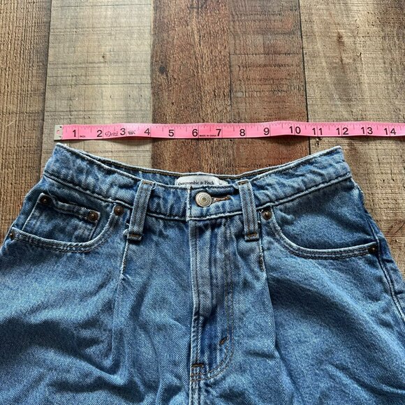Abercrombie & Fitch High-Rise Denim Loose Shorts Womens Size 23 - Picture 5 of 7